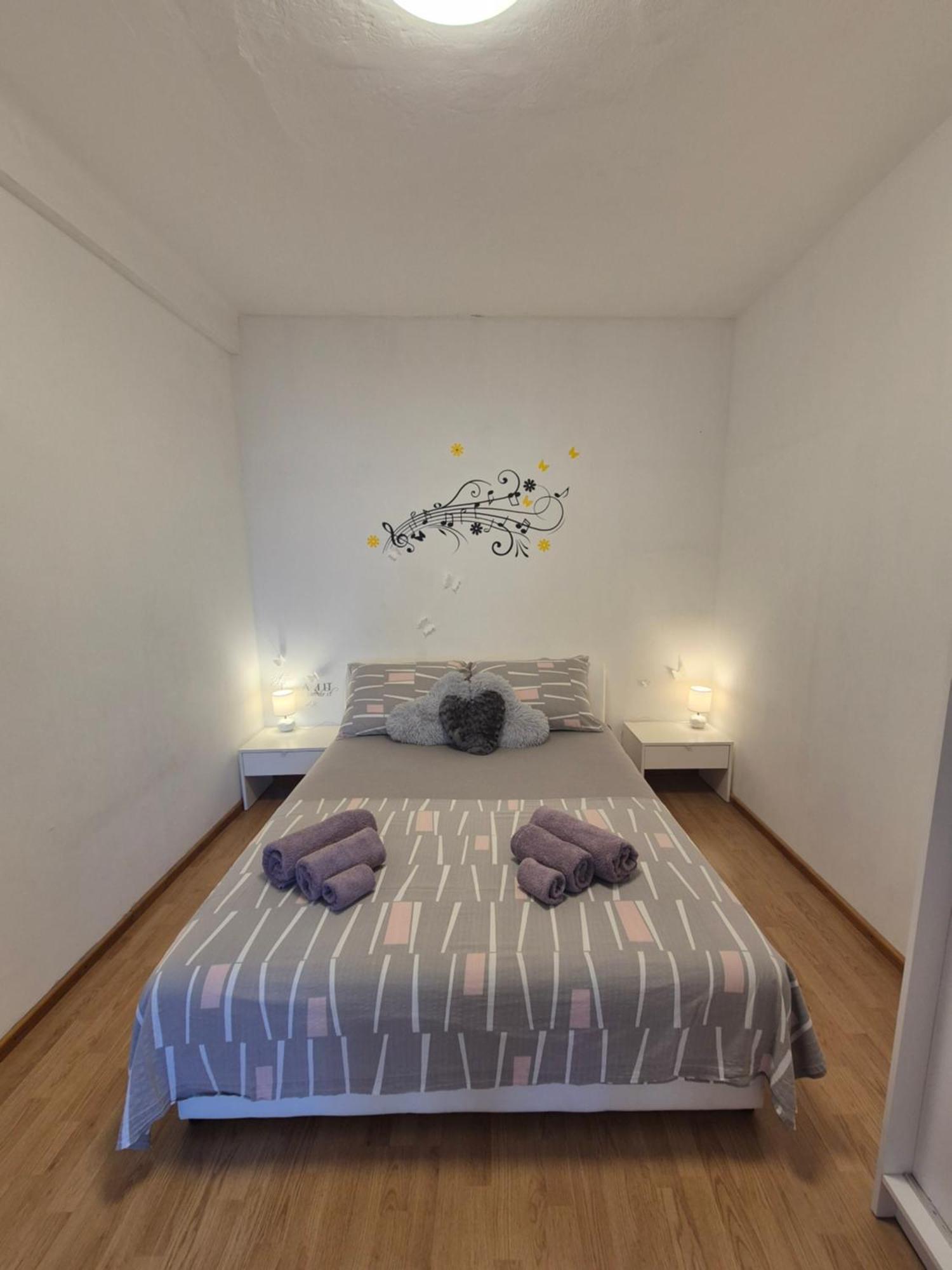 Apartment Karla Komiža Εξωτερικό φωτογραφία